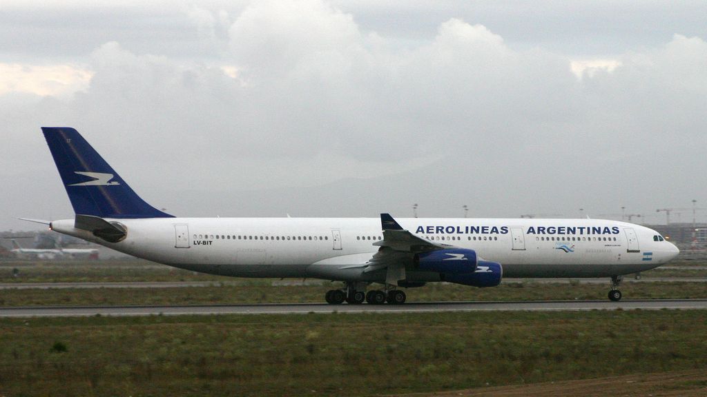 Airbus A340-313