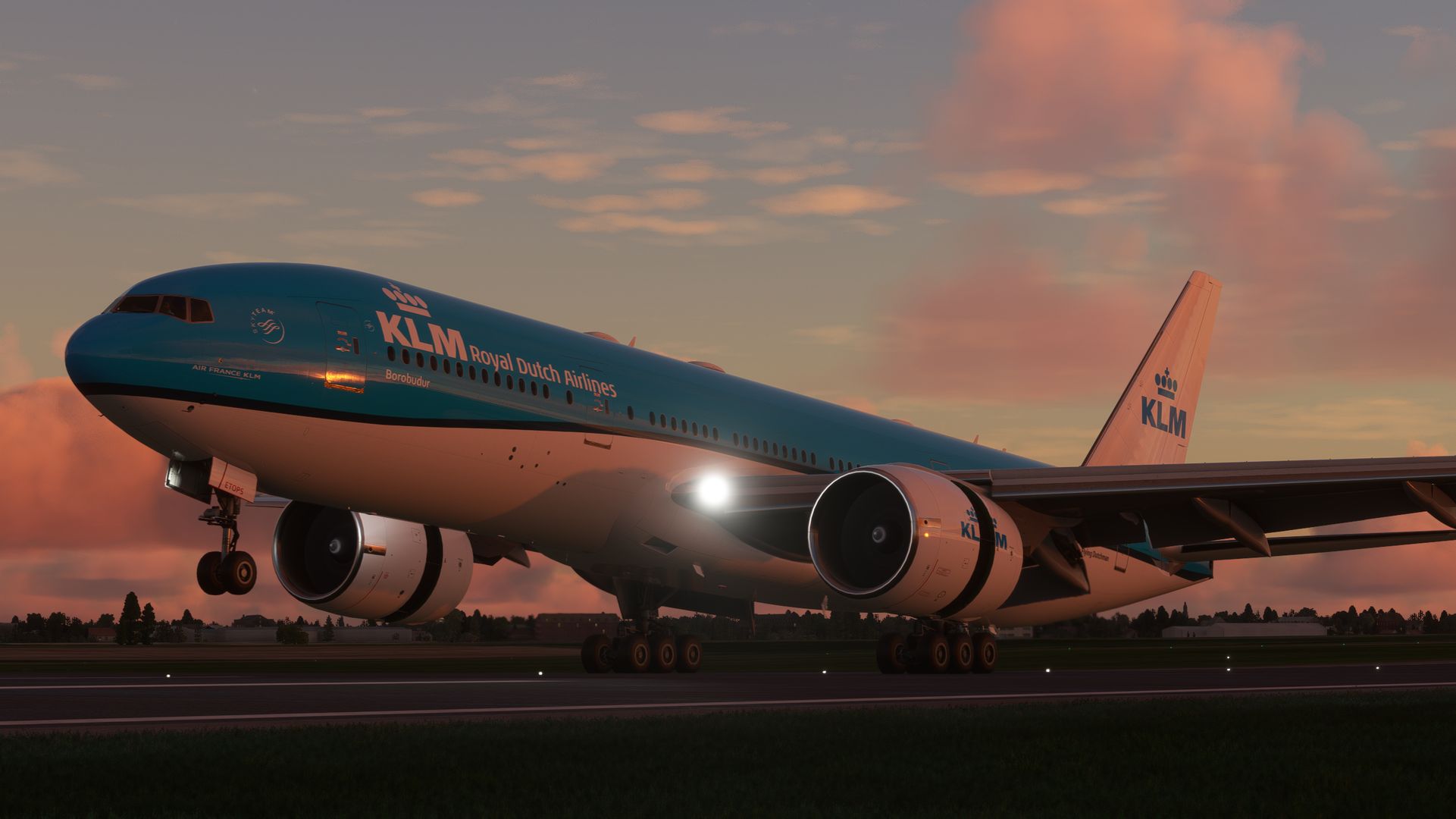 KLM B772