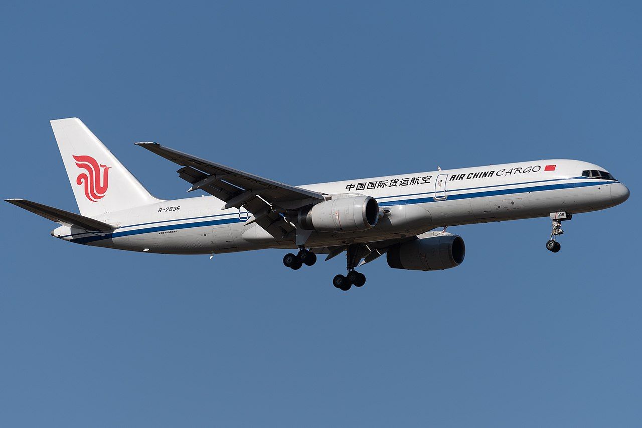 日本航空空調車 Air China Cargo Boeing 757-2Z0(PCF) - Star Alliance Virtual