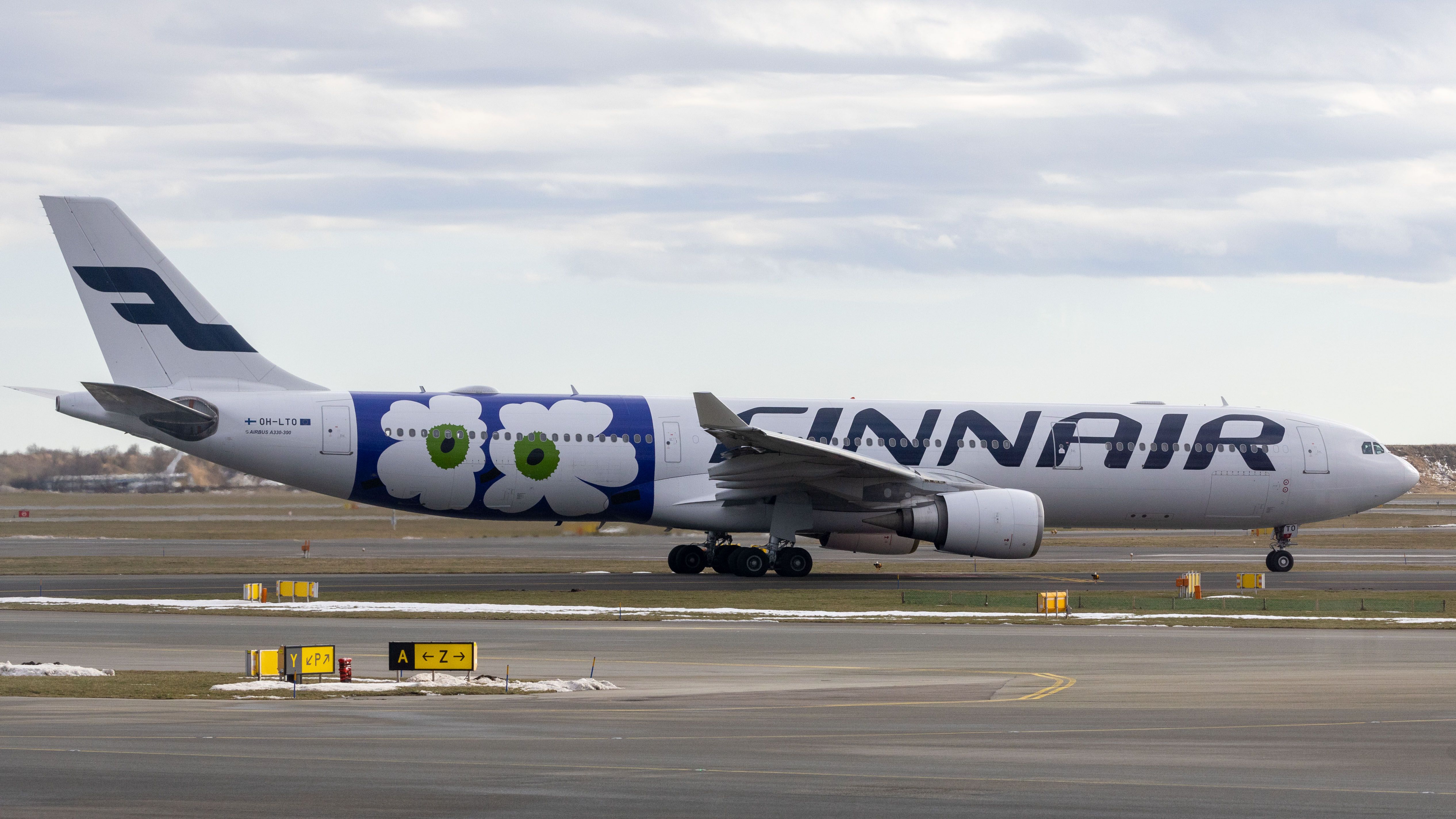 Airbus A330-302