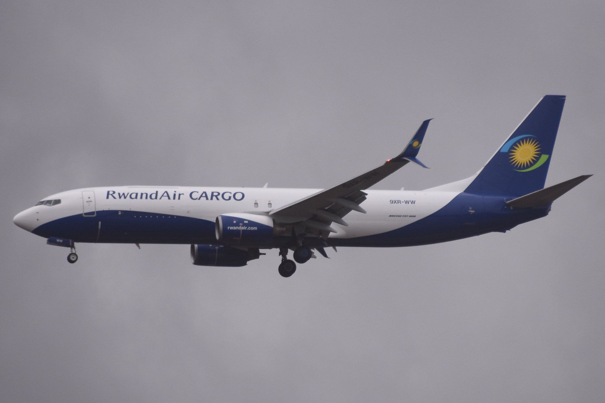 Boeing 737-8K5(BCF)(WL)