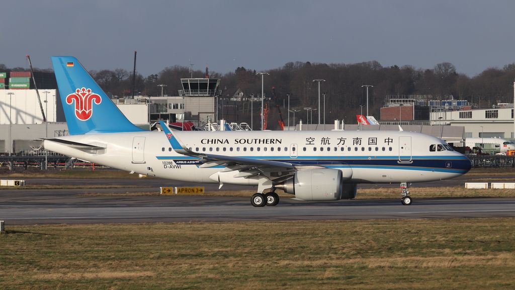 Airbus A319-153N