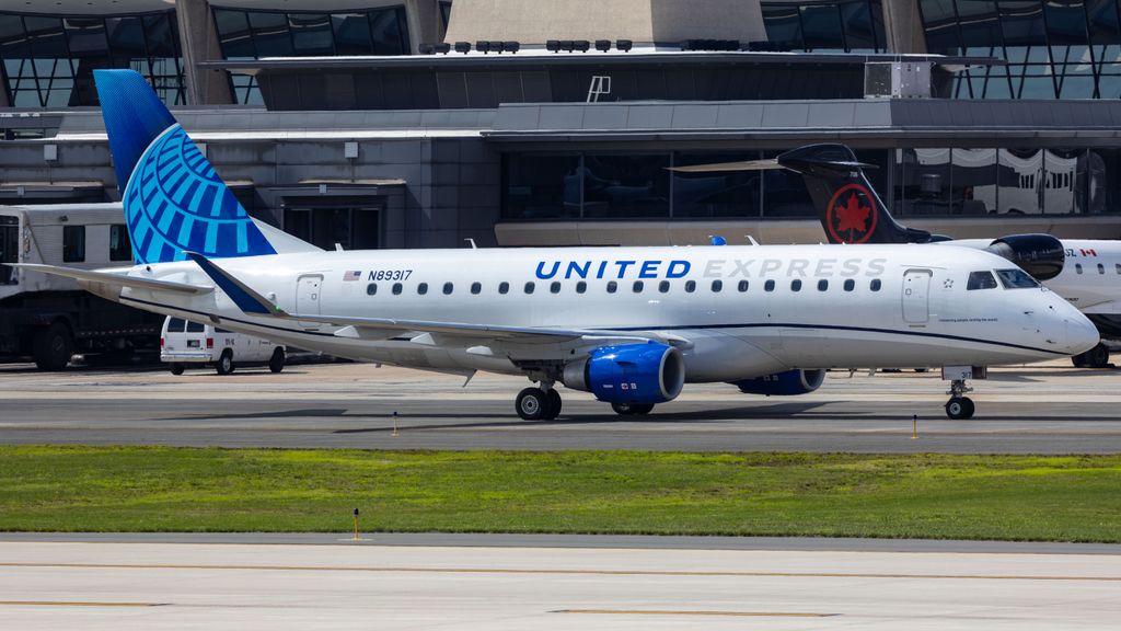 Embraer ERJ-175LR