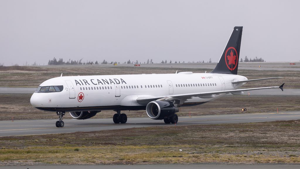 Airbus A321-211