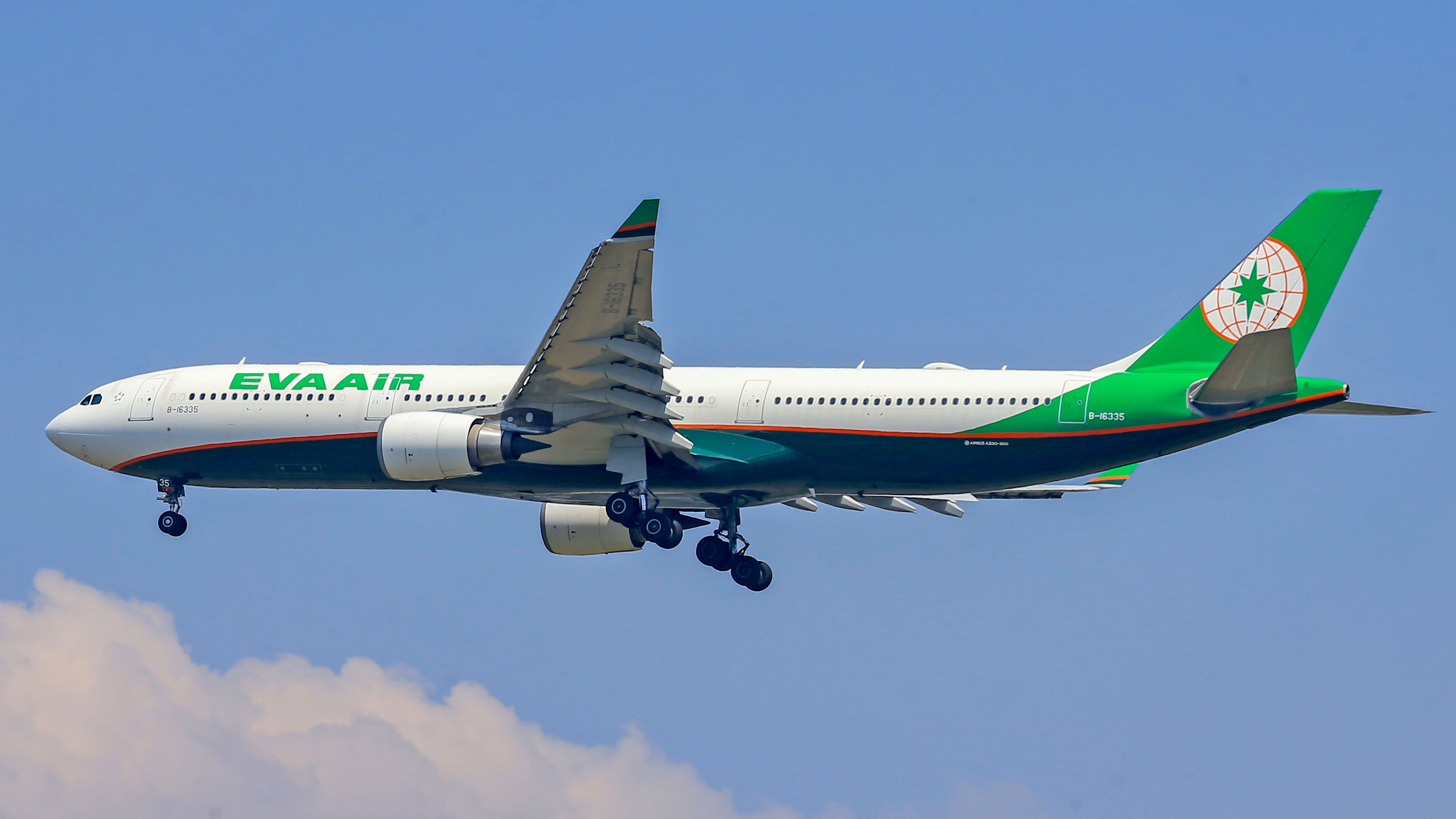 Airbus A330-302