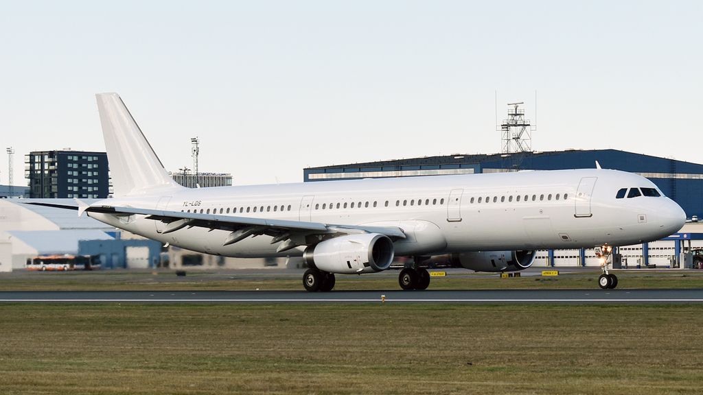 Airbus A321-211