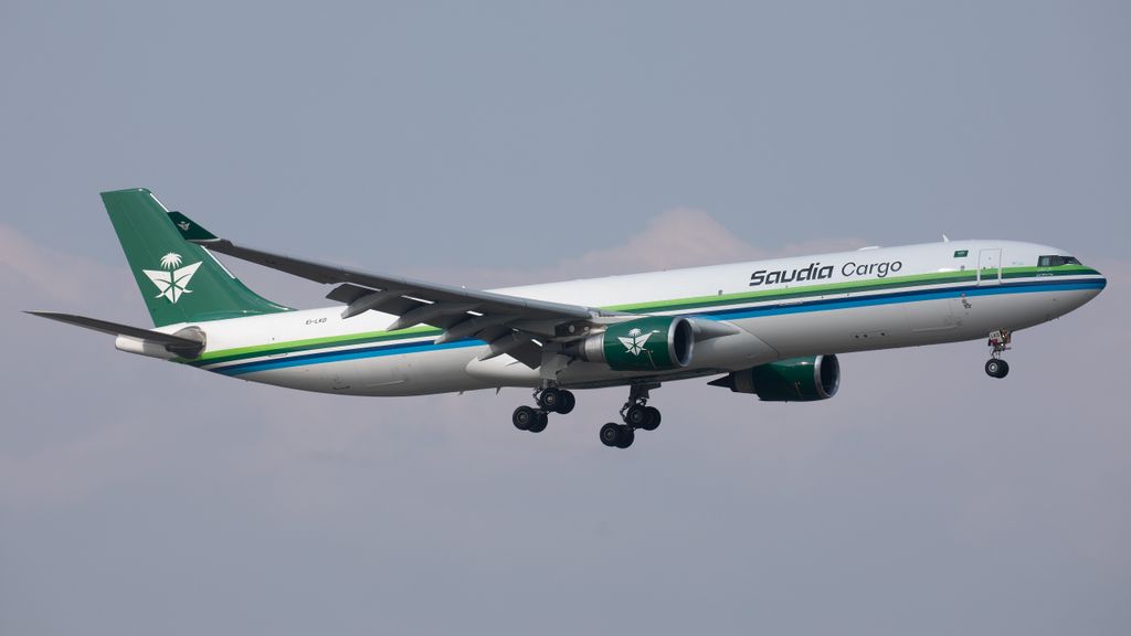 Airbus A330-302(P2F)
