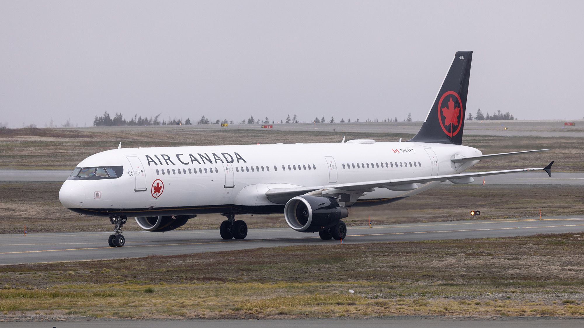 Airbus A321-211