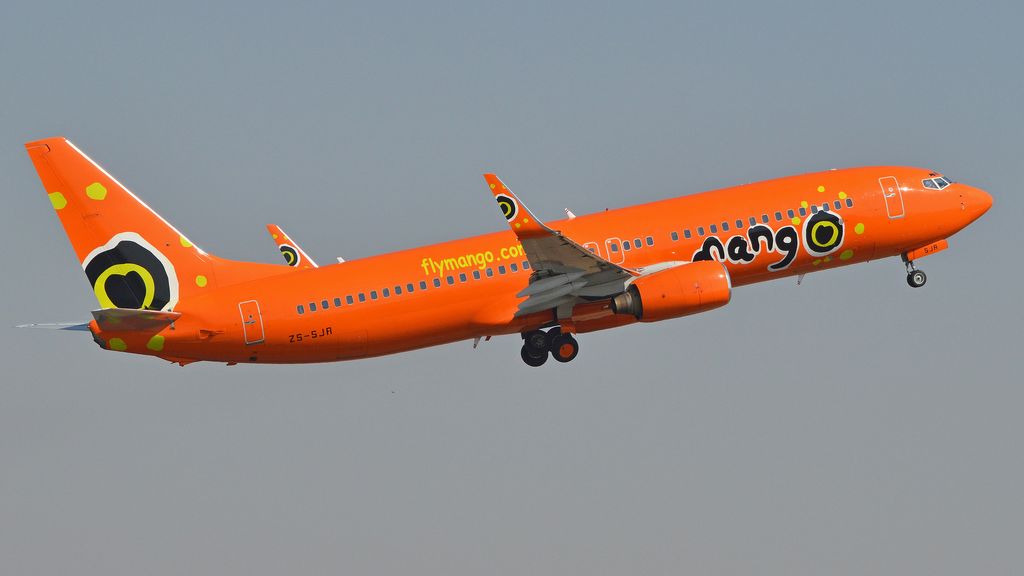 Boeing 737-8BG(WL)