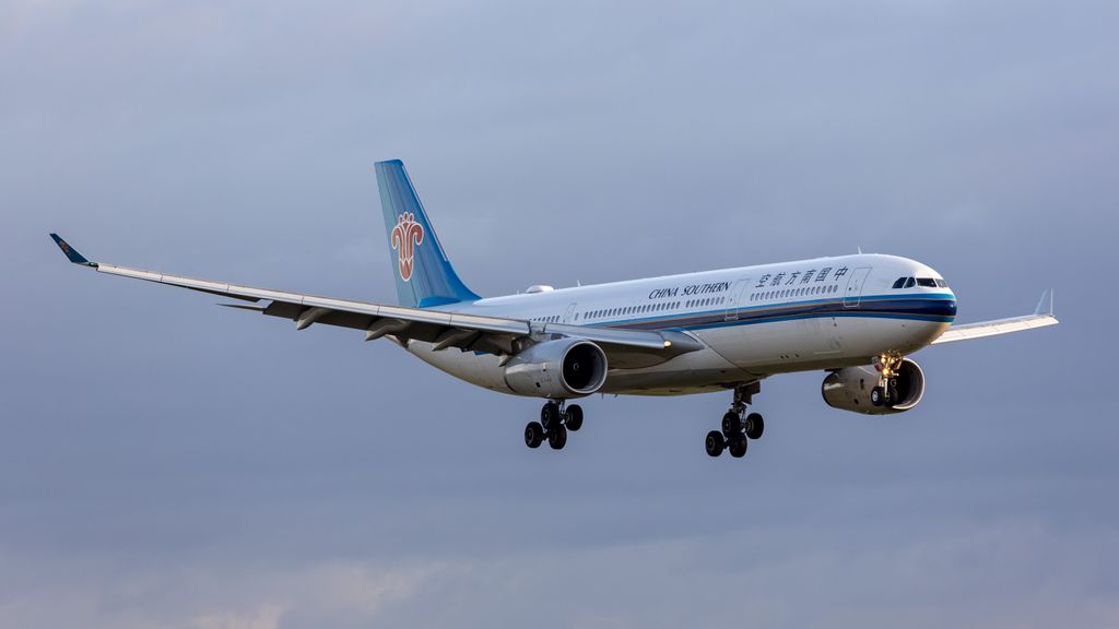 Airbus A330-343