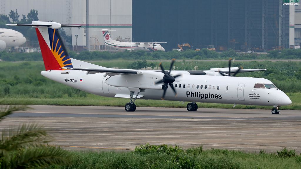 Bombardier DHC-8-402Q Dash 8