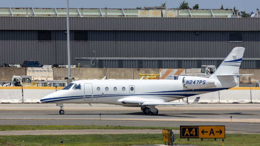 Gulfstream G200