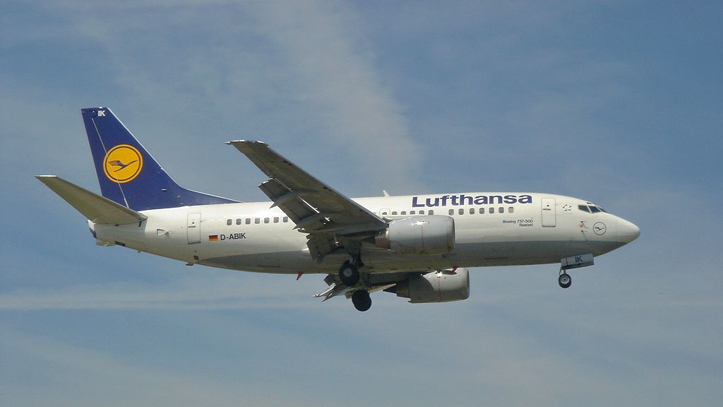Boeing 737-530