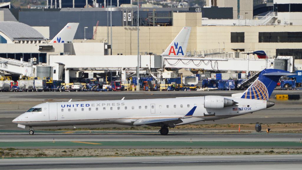 Bombardier CRJ-701ER