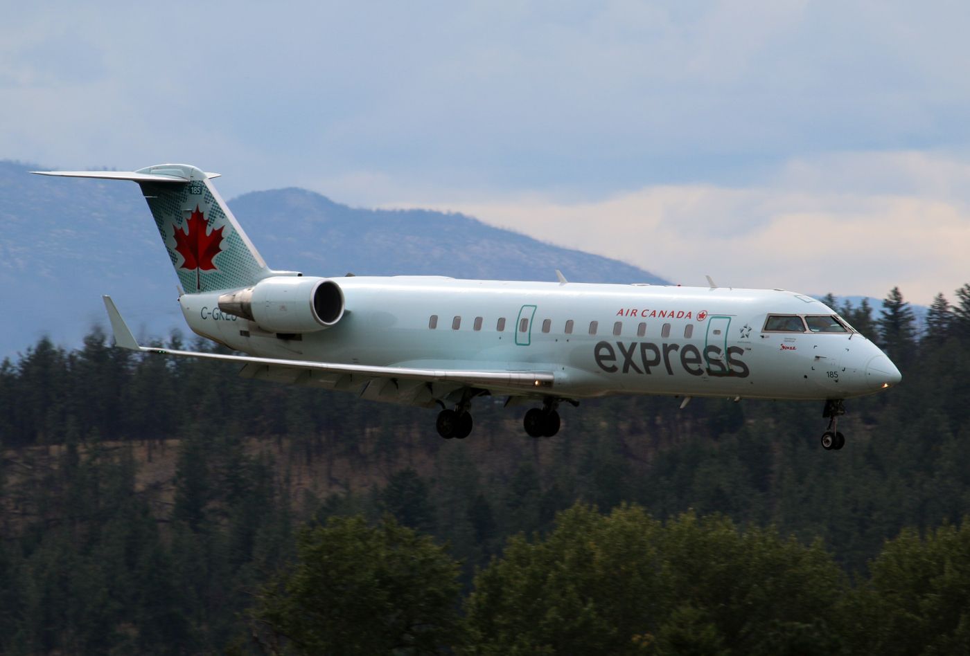 Bombardier CRJ-200LR