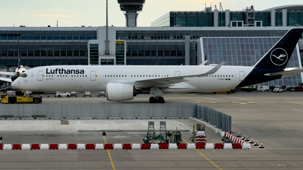 Airbus A350-941
