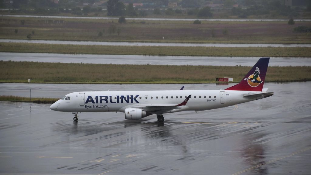 Embraer ERJ-190AR