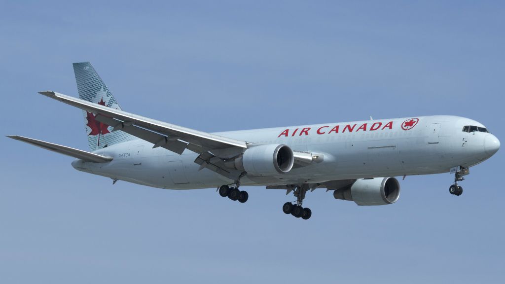 Boeing 767-375ER(BDSF)