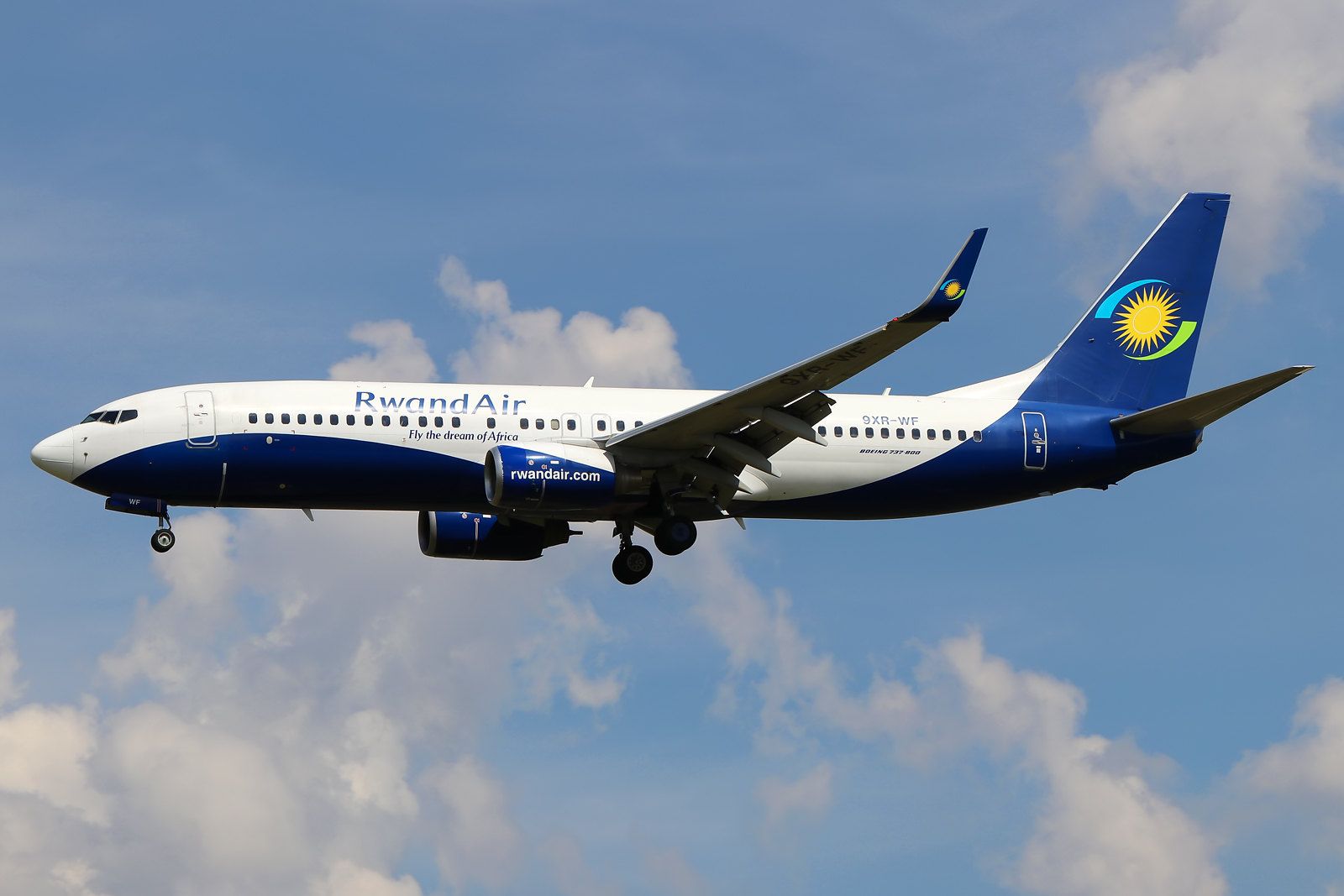 Boeing 737-84Y(WL)