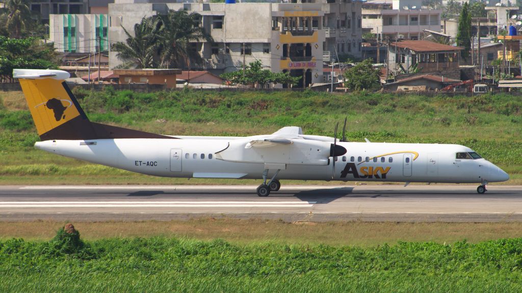 Bombardier DHC-8-402Q Dash 8